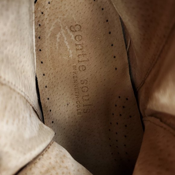 Gentle Souls Blue Velvet High Top Carole Sneakers - Picture 7 of 8